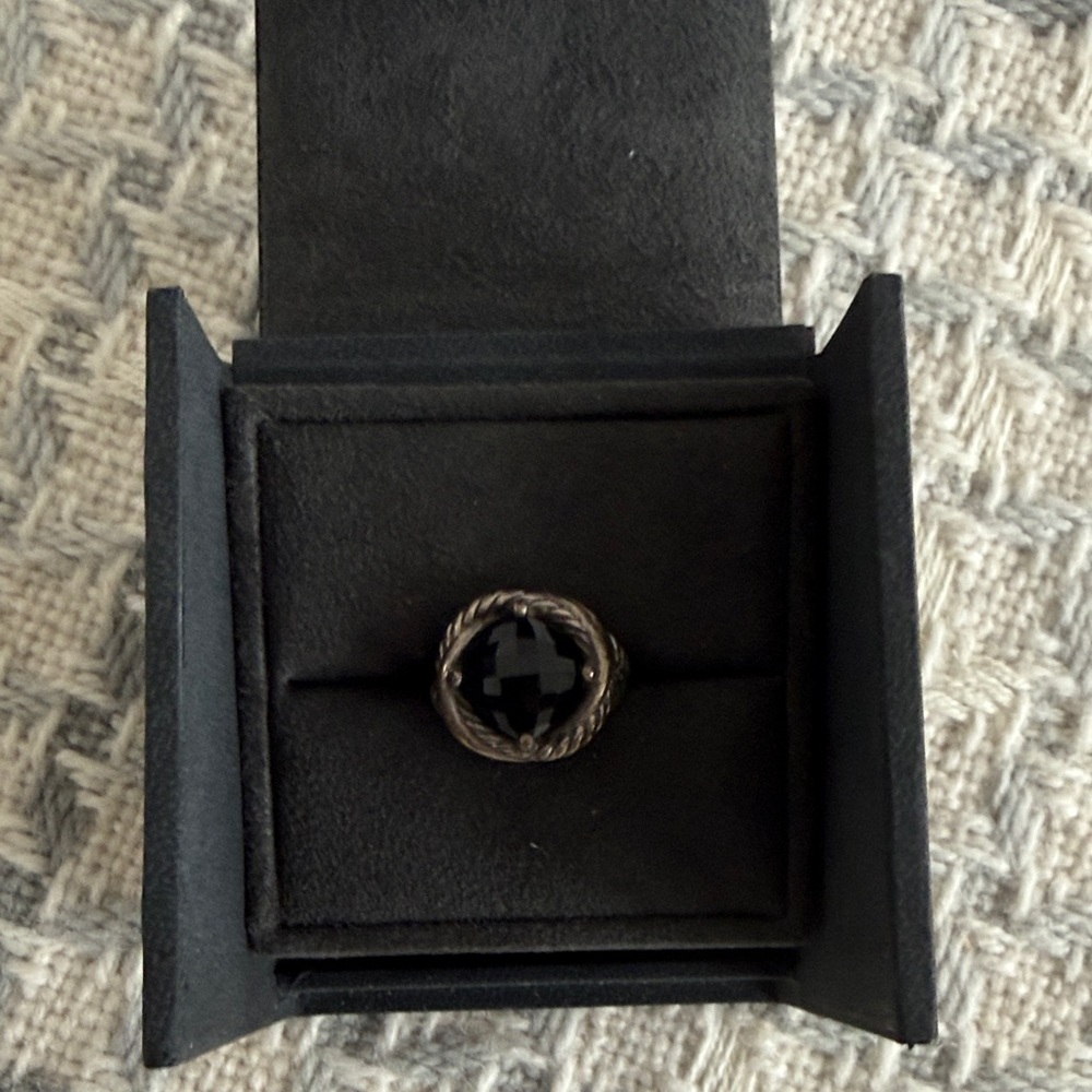 David Yurman 925 Onyx Elegant Black Stone Ring